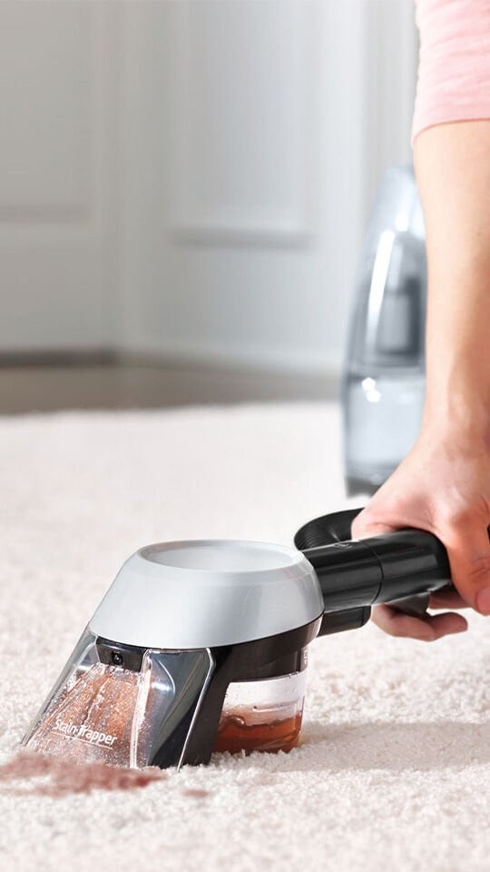 SpotClean Pet Plus Evcil Hayvanlı Evlere Özel Halı – Koltuk Yıkama ve Leke Çıkarma Makinesi