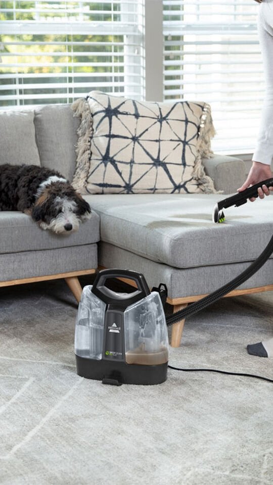SpotClean Pet Plus Evcil Hayvanlı Evlere Özel Halı – Koltuk Yıkama ve Leke Çıkarma Makinesi