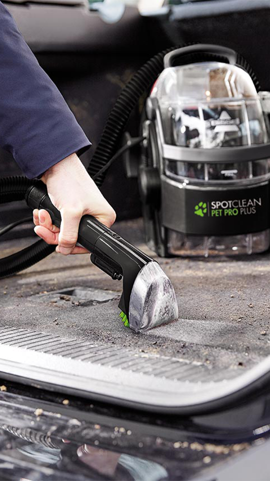 SpotClean Pet Pro Plus Evcil Hayvanlı Evlere Özel Halı – Koltuk Yıkama ve Leke Çıkarma Makinesi