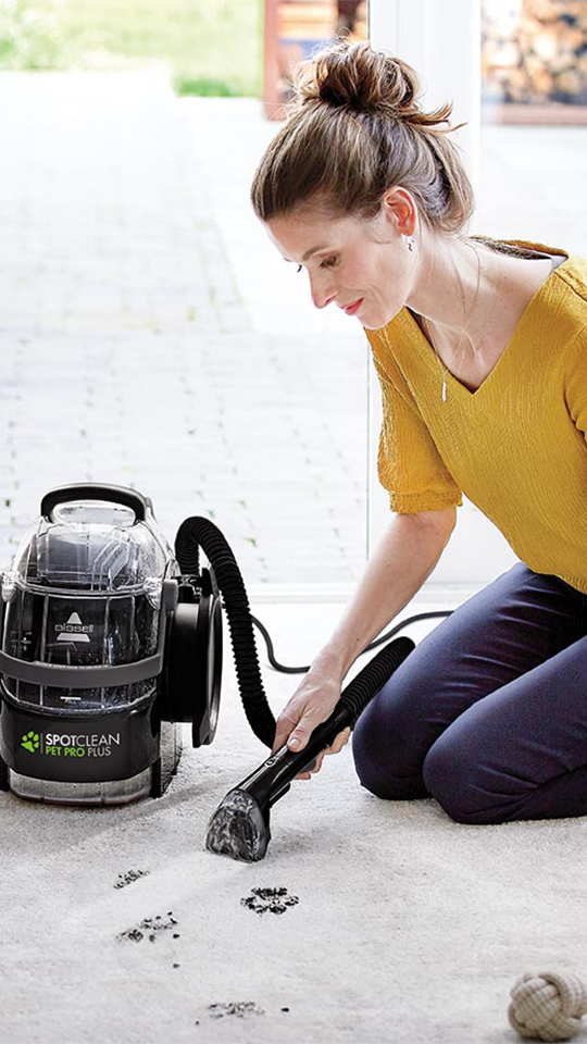 SpotClean Pet Pro Plus Evcil Hayvanlı Evlere Özel Halı – Koltuk Yıkama ve Leke Çıkarma Makinesi