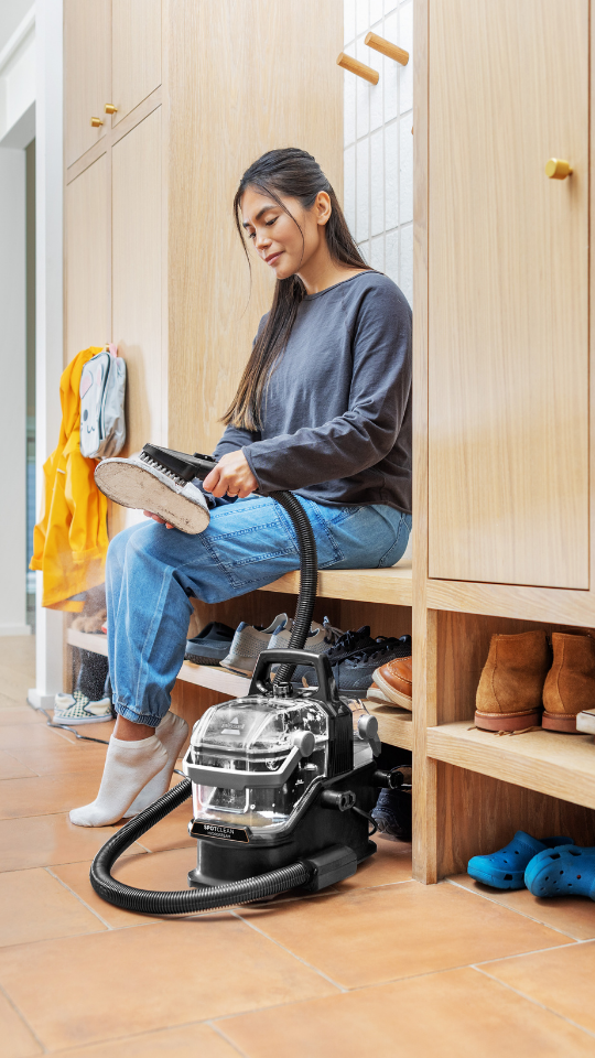 SpotClean HydroSteam Buharlı Farklı Yüzeylerde Kullanıma Uygun Halı – Koltuk Yıkama ve Leke Çıkarma Makinesi